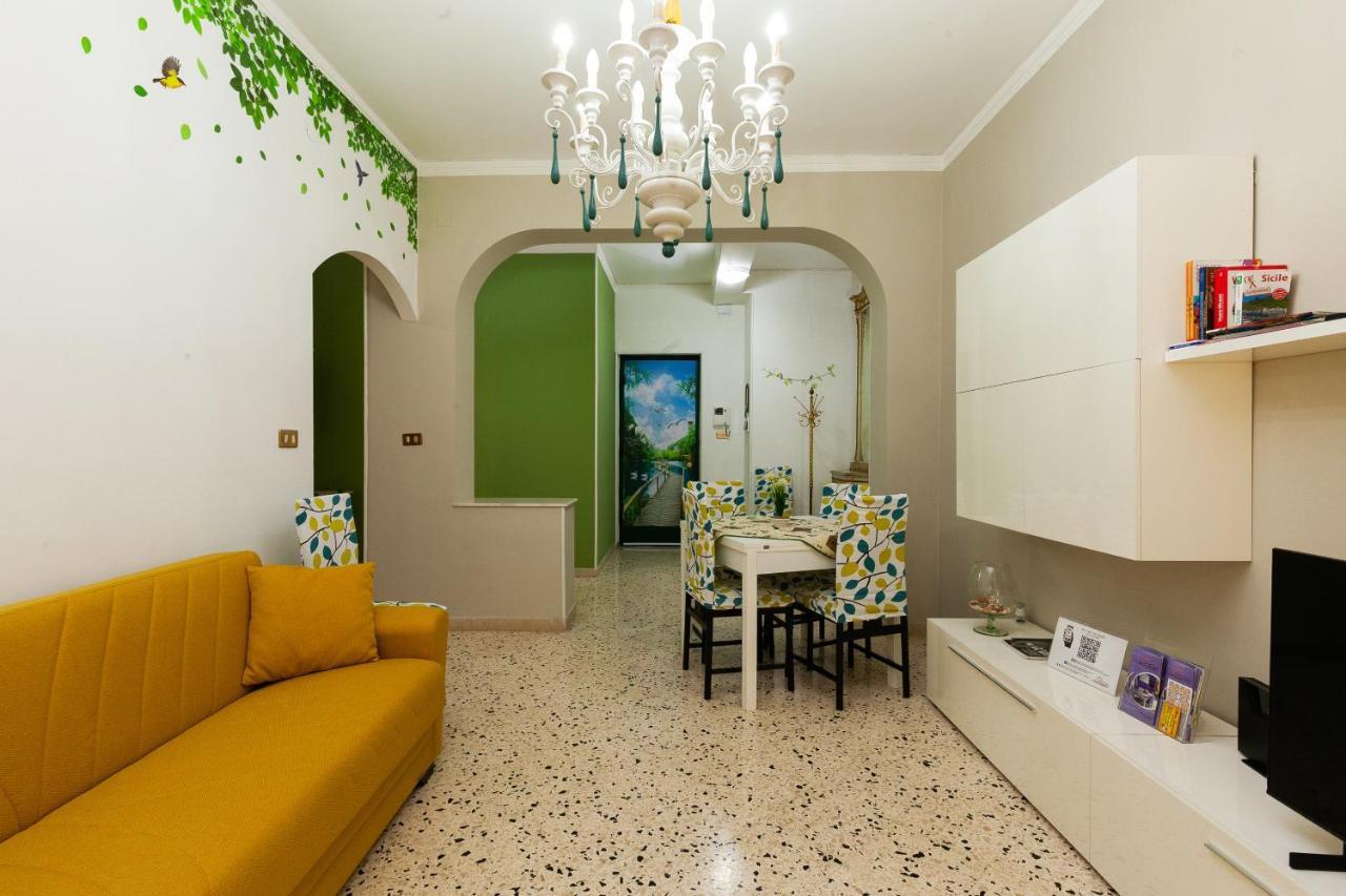 Holiday Apartment My House Palermo Esterno foto