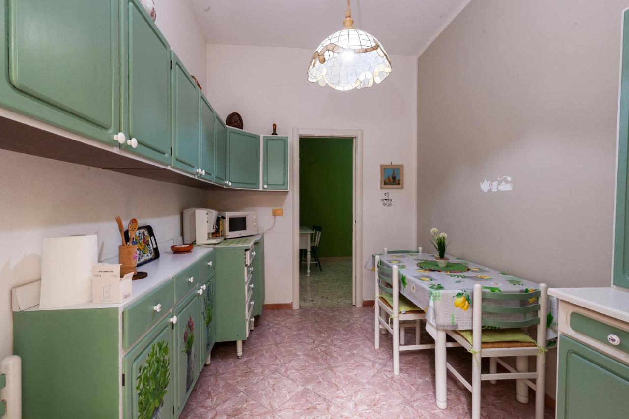Holiday Apartment My House Palermo Esterno foto