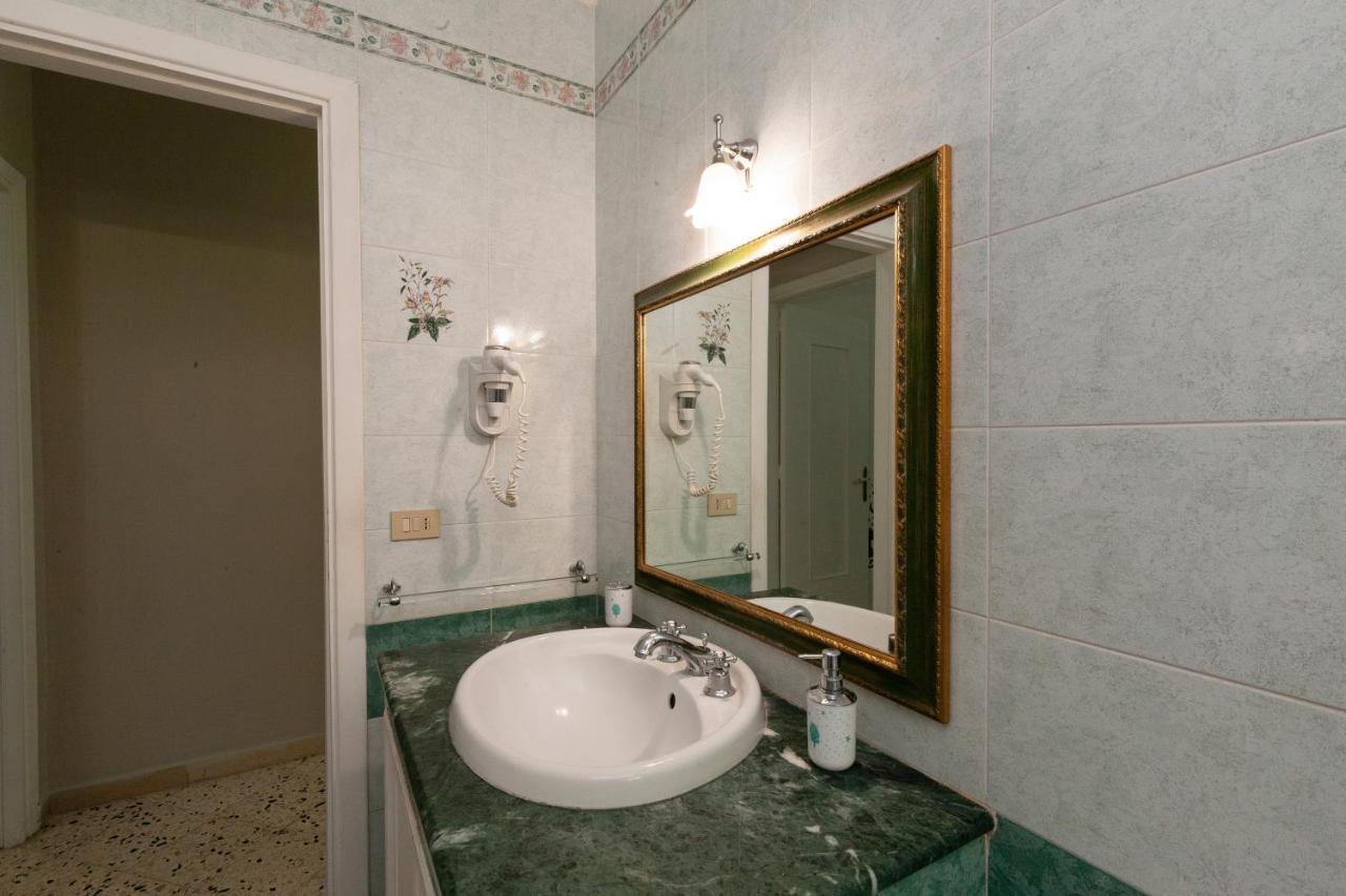 Holiday Apartment My House Palermo Esterno foto